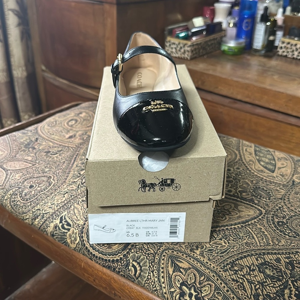 Coach Mary Jane size 6.5